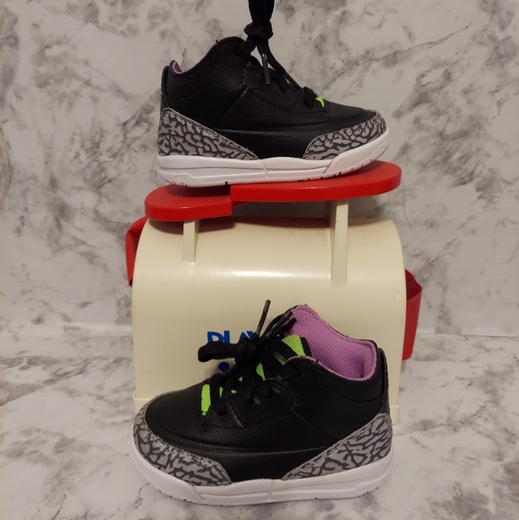 Pre-owned 2020 Jordan 3 retro - Picture 1 of 9